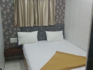 Hotel Saini Guest House, Mumbai