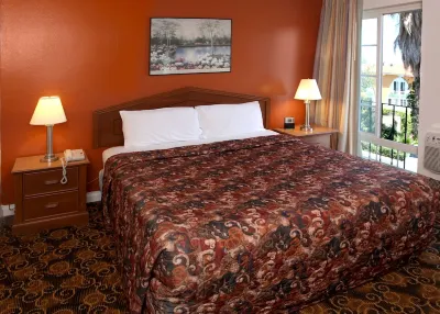 Granada Inn Các khách sạn gần Santa Clara Station