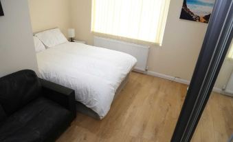 Budget 4-Bedrooms in Thamesmead