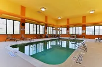 Holiday Inn Express CORNING - PAINTED POST by IHG - Pools