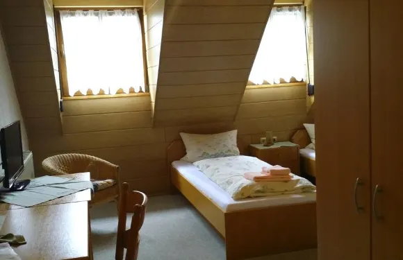 加斯霍夫西里晨酒店