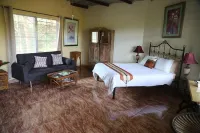 The Golden Frog Inn Hotels in El Valle de Anton