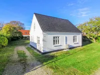 "Iara" - 6km from the Sea Hotels near Galleri Tronsmark