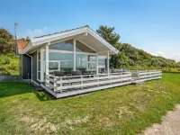 "Arnwith" - 20m from the Sea Hotels in Assens