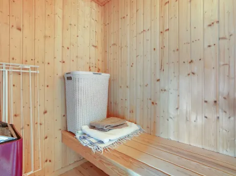 "Gyda" - 100m from the Sea