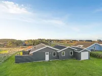 "Ailika" - 300m from the Sea Hotels in Lonstrup