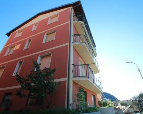 Come il Sole All'Improvviso Hotels in Moneglia
