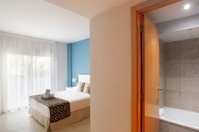 Ibersol Spa Aqquaria Suites Ξενοδοχεία στην πόλη Salou