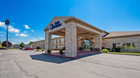 Best Western Wapakoneta Inn Отели в г. Оглейз