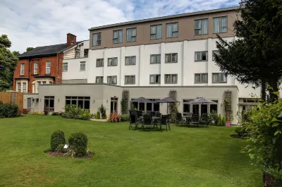 Plus Pinewood on Wilmslow Hotel Cheshire Hotels in 