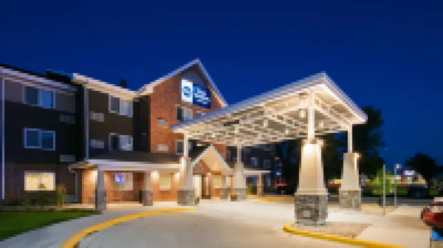 Best Western Harvest Inn  Suites Hotel di 