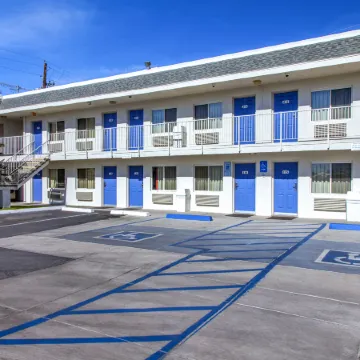 Motel 6 Phoenix, AZ - Airport - 24th Street