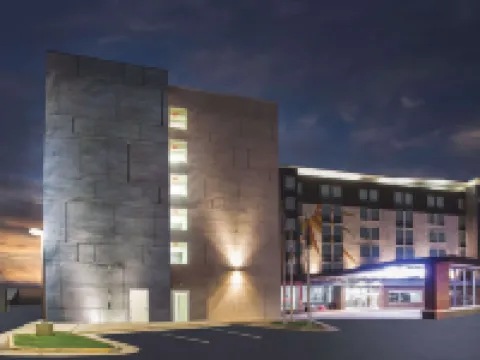 La Quinta Inn & Suites by Wyndham Winchester フレデリックのホテル