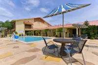 Americas Best Value Inn and Suites-Alvin-Houston - Pools