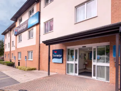 Travelodge Porthmadog Hotels in 