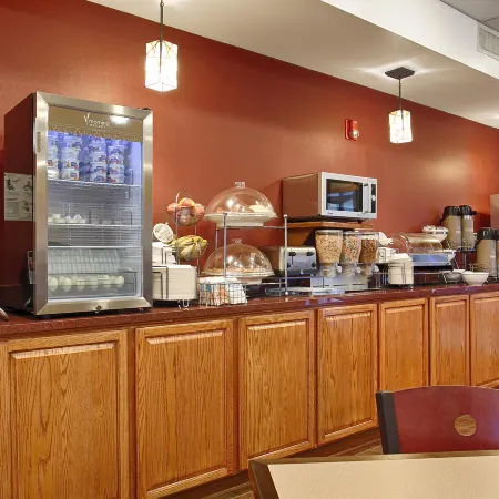 Best Western Plus Woodland Hills Hotel Suites