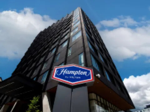ハンプトン バイ ヒルトン キト ラ カロラーナ パーク キトのホテル