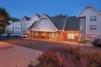 Residence Inn Danbury - Pet friendly
