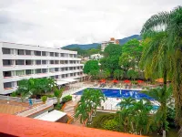 Hotel del Llano - piscina