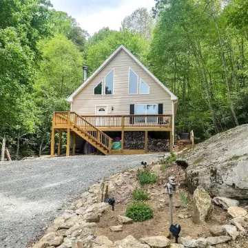 Greystone - Creekside Cabin Hike, Fish and Explore!