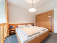 Am Hohen Bogen Hotels in Arrach