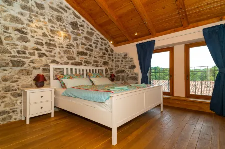 Villa Salvia with Pool