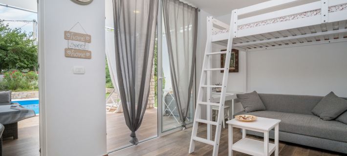 Ofelia Hotels in Buje