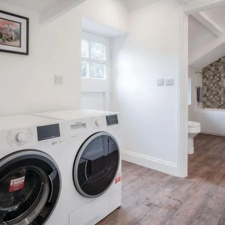 The Lodge - 2 Bedroom Cottage - Princes Gate