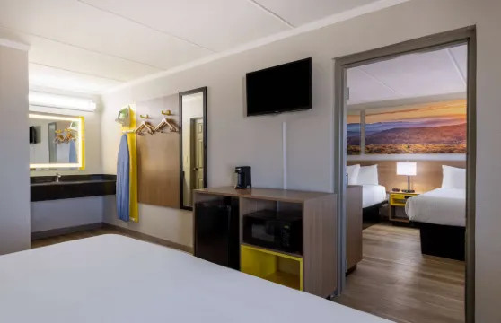 費耶特維爾西北堡布拉格地區戴斯酒店