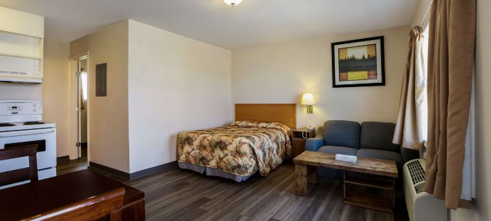 Canadas Best Value Inn Fort St John Hotels in Peace River