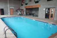 Wingate by Wyndham Coon Rapids - Pool