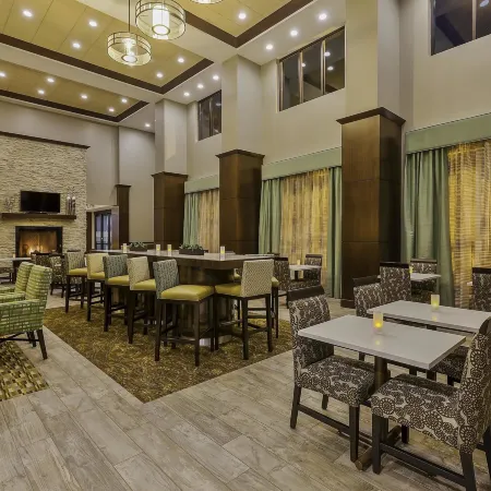 Hampton Inn & Suites Bend
