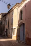 Le Prieuré Notre-Dame Hotel a Montfrin