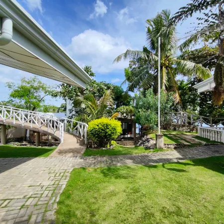 Meili Beach Resort