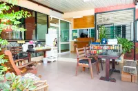 Pakdee House