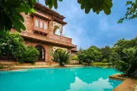 Khas Bagh - Pools