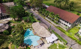 Dugong Village-Green Hotel