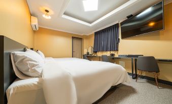 Hoengseong Hotel Time