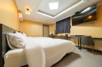 Hoengseong Hotel Time