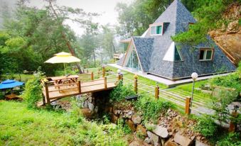 Hoengseong Pyramid Experience Pension