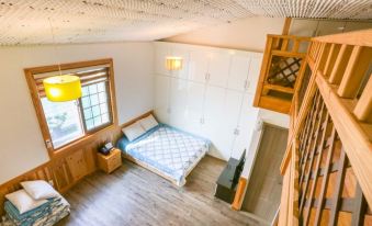 Seoguipo Seolmundae Pension