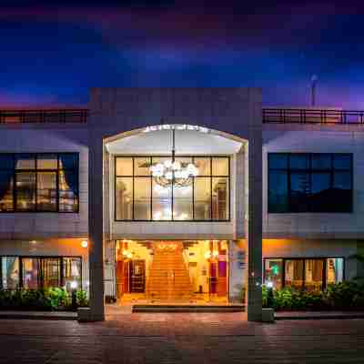 Protea Hotel by Marriott Lagos Kuramo Waters Hotel Exterior