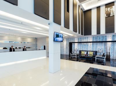 フロントデスク カンタリー 304 ホテル アンド サービスド アパートメンツ プラーチーンブリーの写真