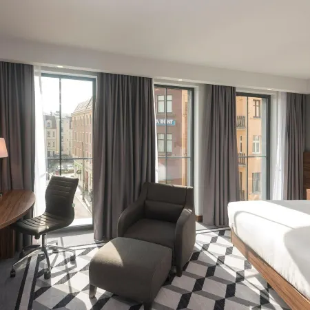 Hampton by Hilton Poznan Old Town Отели рядом с достопримечательностью «Polish Theatre»