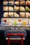 Wayfinder Waikiki - bar