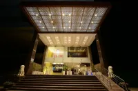 SureStay Plus by Best Western Amritsar Отели в г. Амритсар