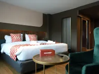 NW 4896 Theater Hotel @ Samnakkham Hotels in Sadao