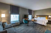 Hampton Inn and Suites Tallahassee Capitol - University