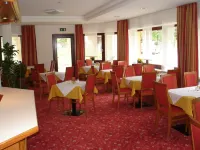 Hotel Hubertus - 3-Star