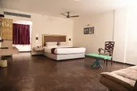 Hotel Sabareesh Park - Hot Tub